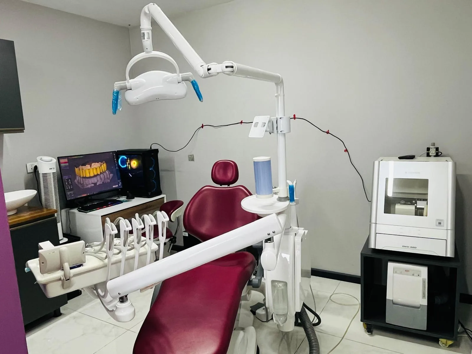 Oya Hira Diş Kliniği
